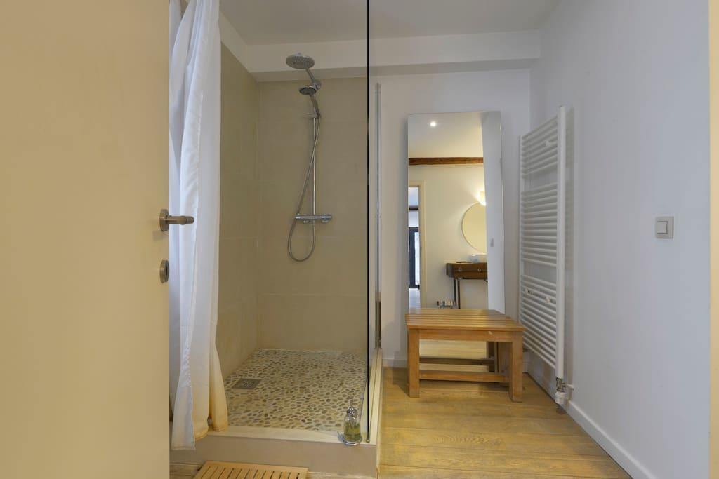 B&B L'Arbre De Vie Ixelles Luaran gambar
